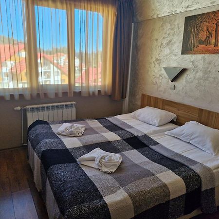 Aparthotel Forest Nook Пампорово Екстер'єр фото